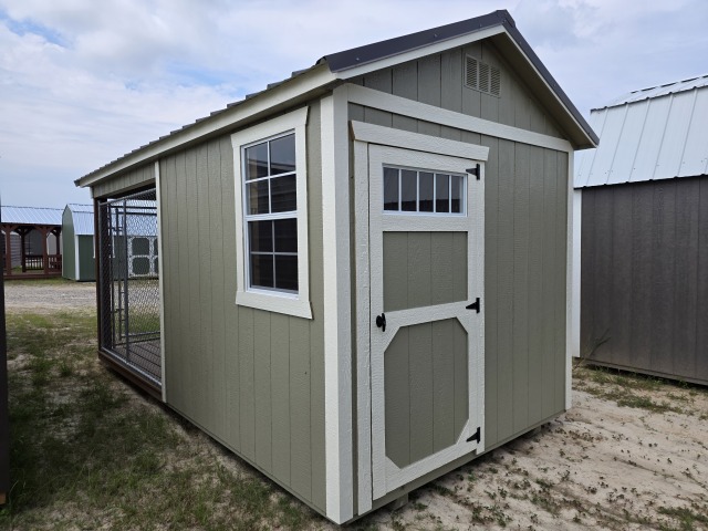 Dog Kennel - 8x16