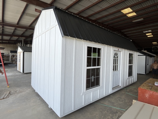 Side Lofted Barn - 10x20