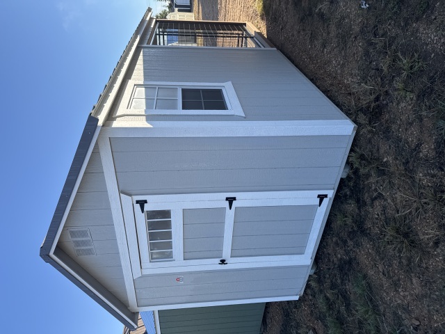 Dog Kennel - 8x16