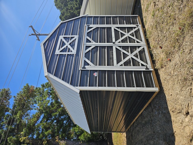Lofted Barn - 10x16