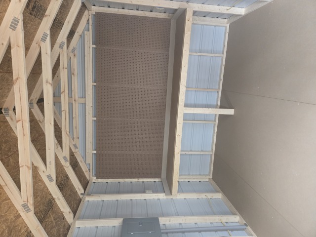 Utility Xtra Height - 10x20
