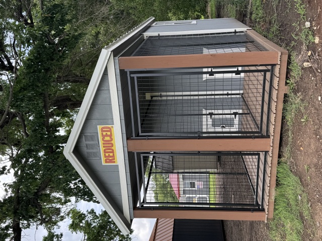 Dog Kennel - 8x16