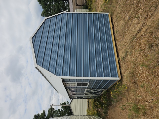 Side Lofted Barn - 10x16