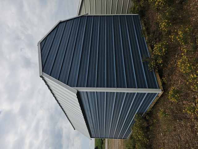 Side Lofted Barn - 10x16