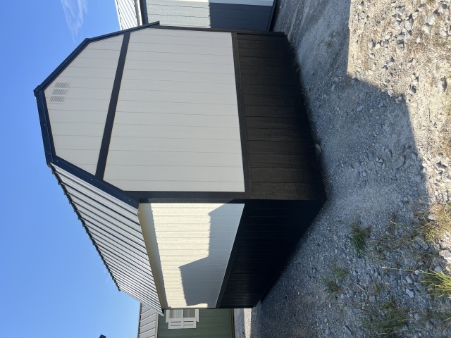 Side Lofted Barn - 10x16