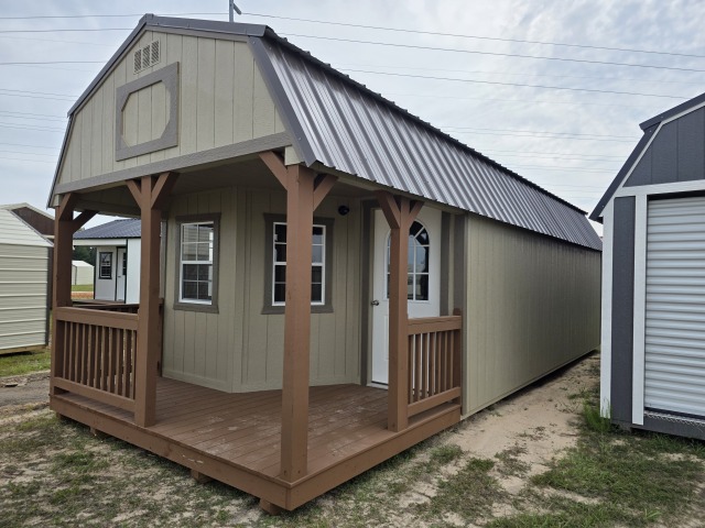 Deluxe Lofted Barn Cabin - 12x32