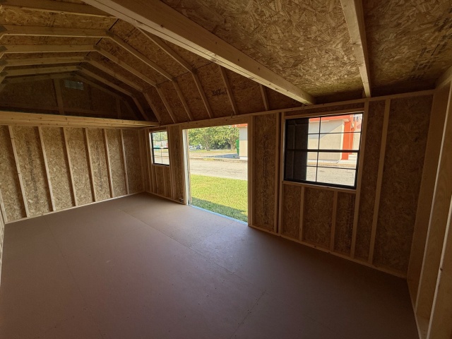 Side Lofted Barn - 10x20