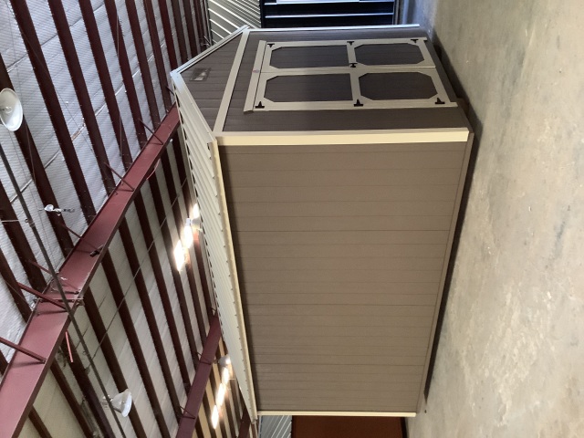 Utility Xtra Height - 10x16