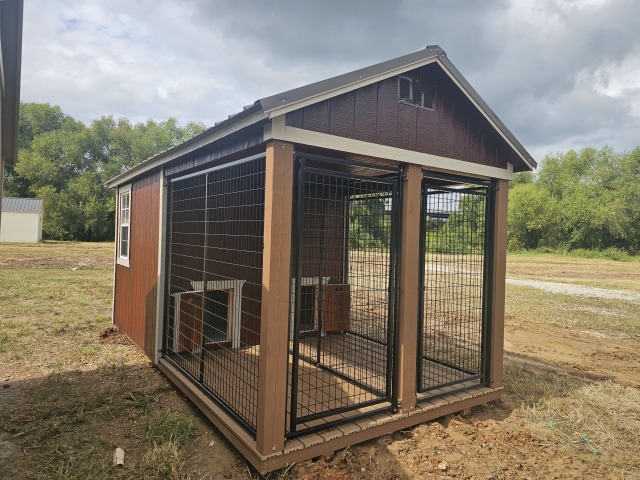 Dog Kennel - 8x16