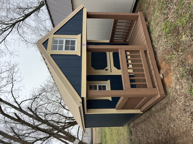 Playhouse (Hideout) - 8x12