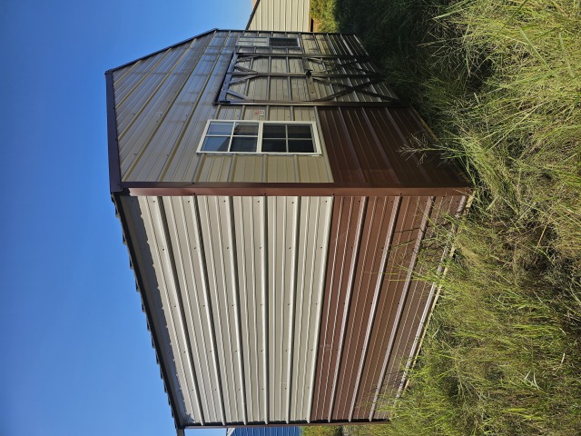 Side Gable Utility - 10x16