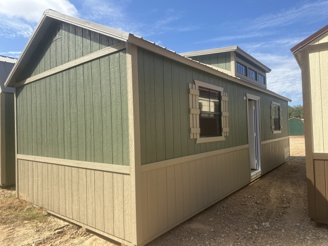 Side Utility - 12x30