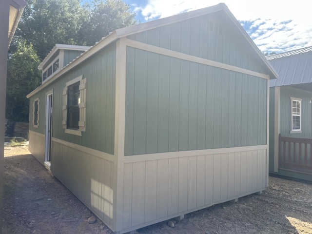 Side Utility - 12x30