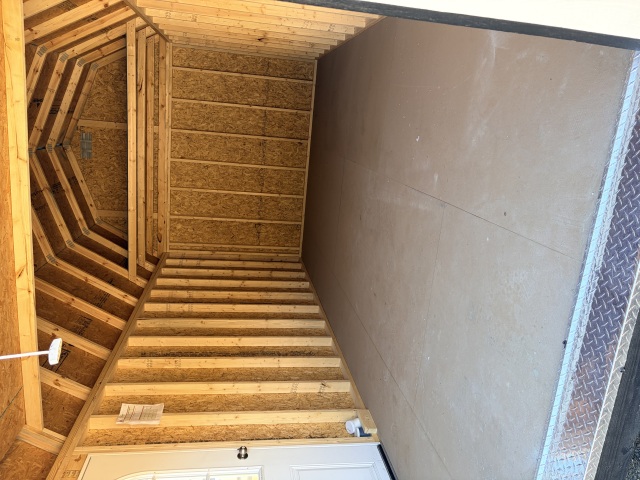 Lofted Barn - 10x20