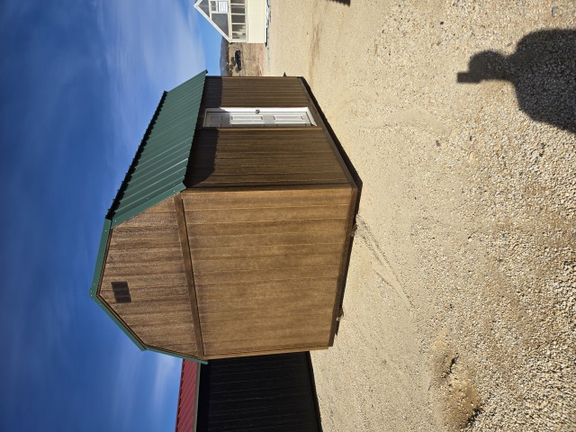 Lofted Barn - 10x16