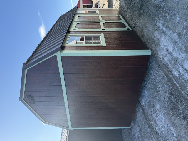 Side Lofted Barn - 10x16