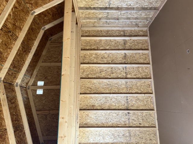 Side Lofted Barn - 12x16