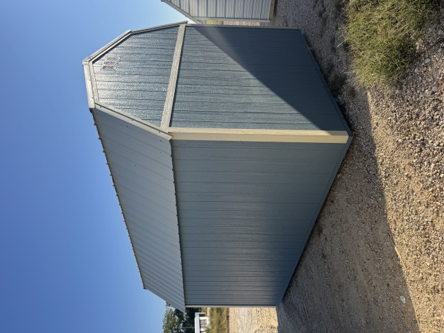 Side Lofted Barn - 10x16