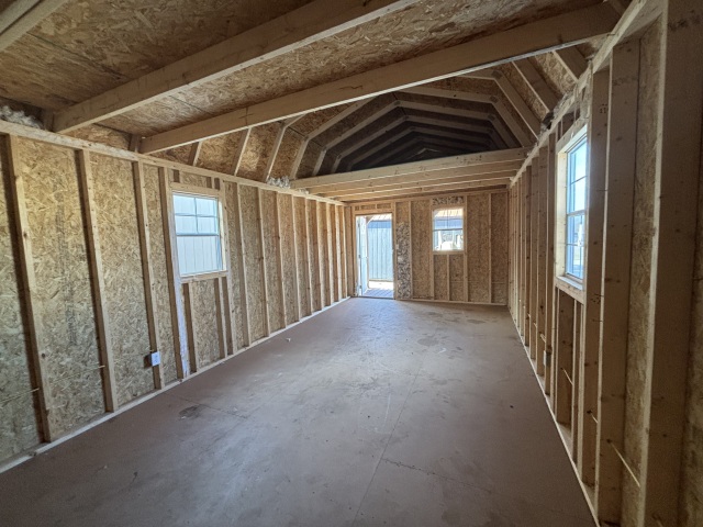 Lofted Barn Cabin - 12x32