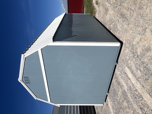 Lofted Barn Garage - 10x20