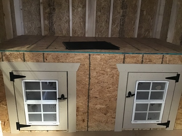 Dog Kennel - 8x16