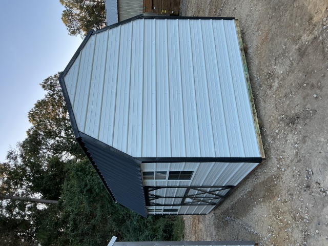 Side Lofted Barn - 10x16