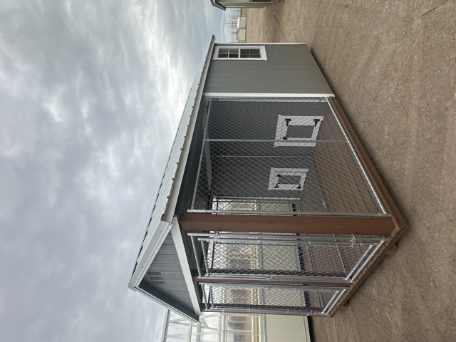 Dog Kennel - 8x16