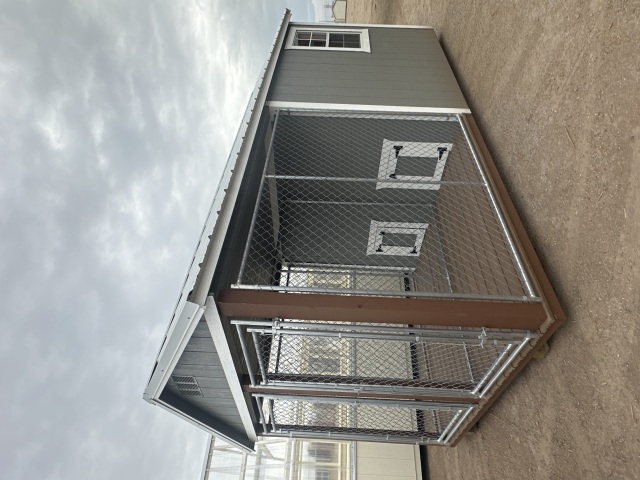 Dog Kennel - 8x16