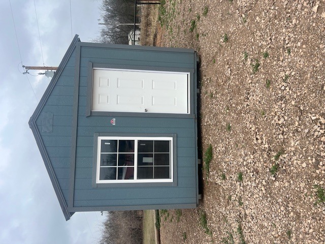 Utility Xtra Height - 12x28