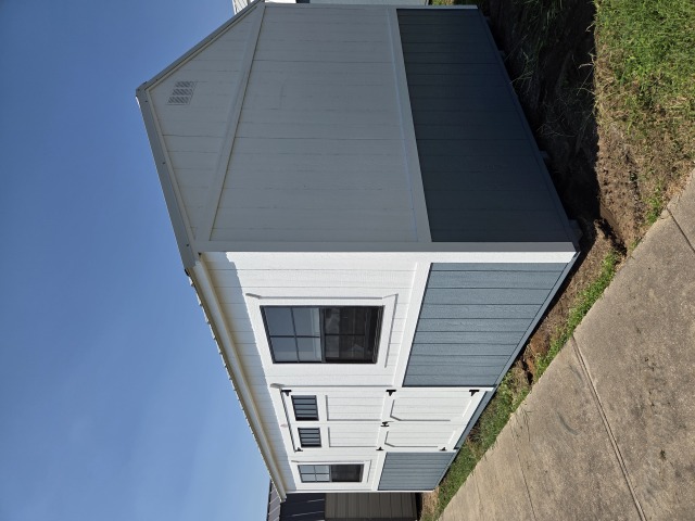 Side Utility - 12x20