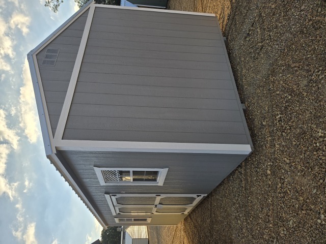 Side Utility - 10x20