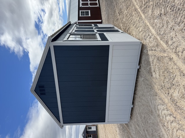 Side Utility - 10x16