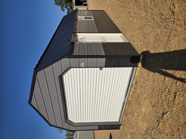 Lofted Barn Garage - 12x22