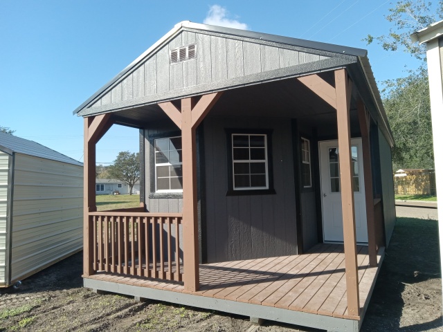 Deluxe Cabin - 12x30