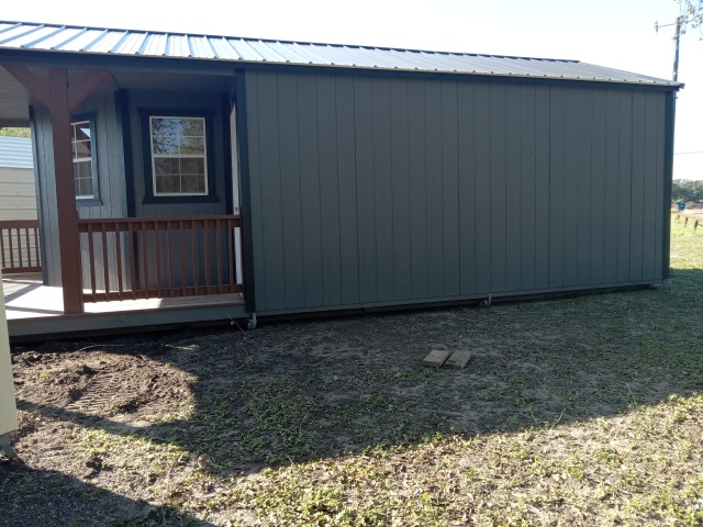 Deluxe Cabin - 12x30