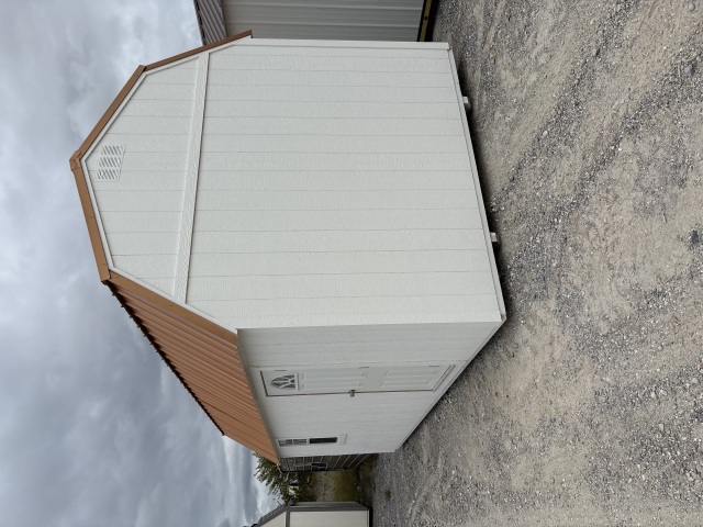 Lofted Barn - 10x20
