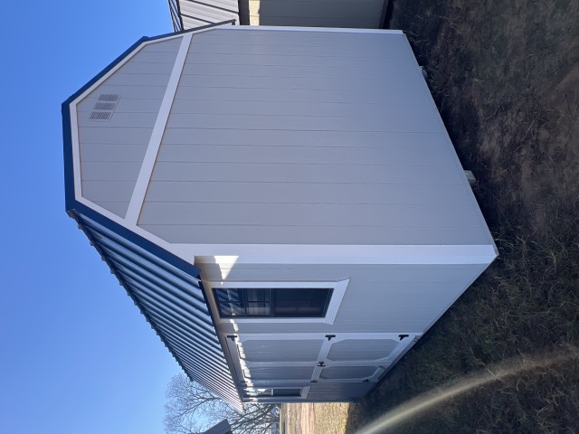 Side Lofted Barn - 10x16