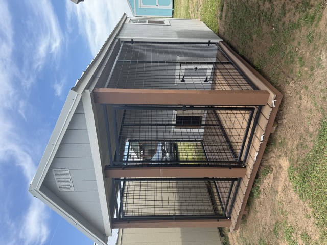 Dog Kennel - 8x16
