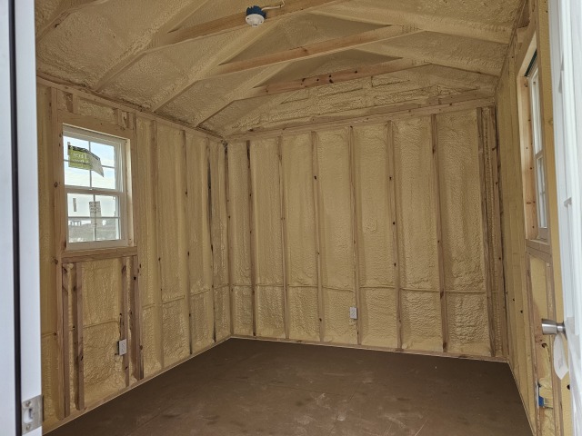 Utility Xtra Height - 10x12