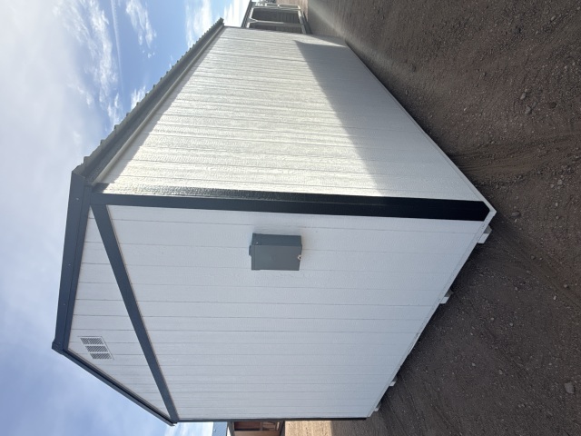 Side Utility - 12x20