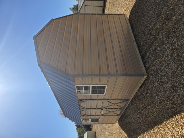Side Lofted Barn - 10x16