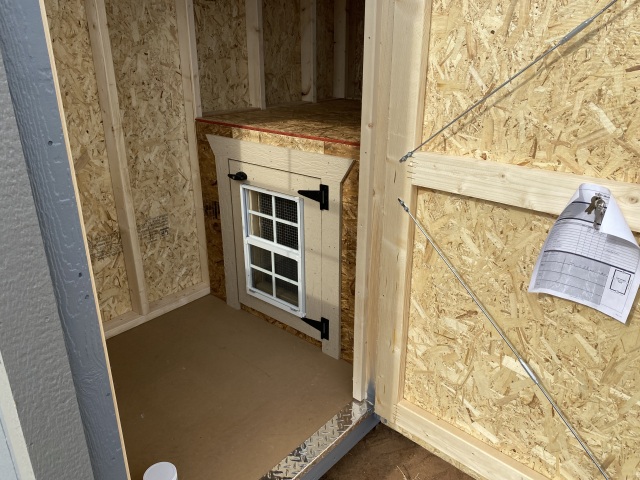 Dog Kennel - 8x12