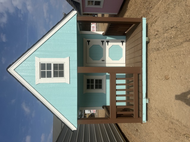 Playhouse (Hideout) - 8x12