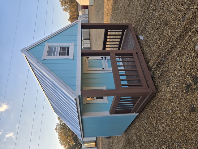 Playhouse (Hideout) - 8x12