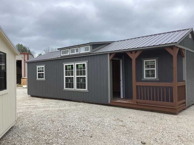 Side Cabin - 14x36