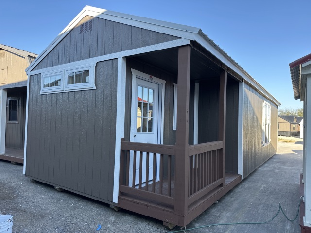 Side Cabin - 14x36