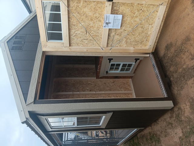 Dog Kennel - 8x12