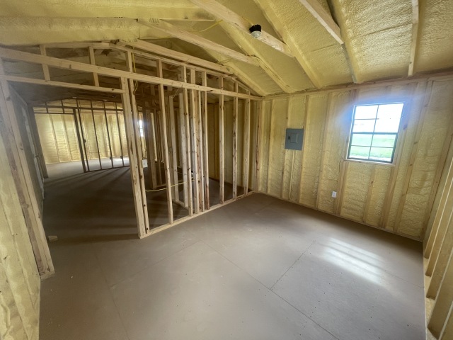 Side Utility - 14x40