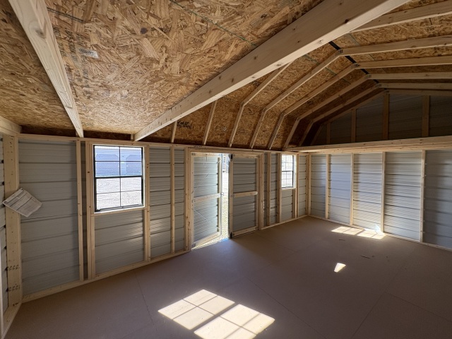 Side Lofted Barn - 10x20