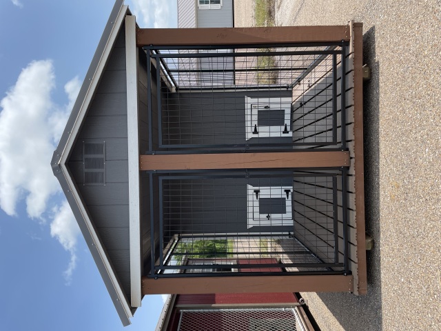 Dog Kennel - 8x16